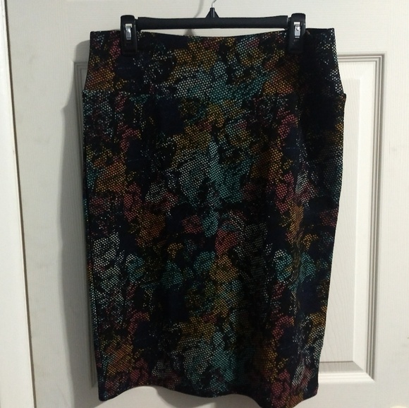 LulaRoe Cassie pencil skirt XL digi floral pattern - Picture 1 of 2
